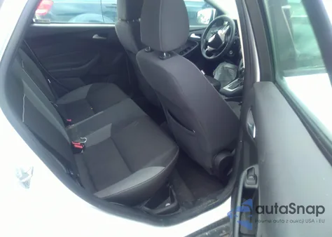 2014 Ford Focus Se z USA, uszkodzony, nr VIN 1FADP3F26EL302525